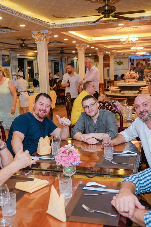 Saigon Dinner On Cruise Tour With Private Table - Ho Chi Minh City After Dark: Why the River View Matters