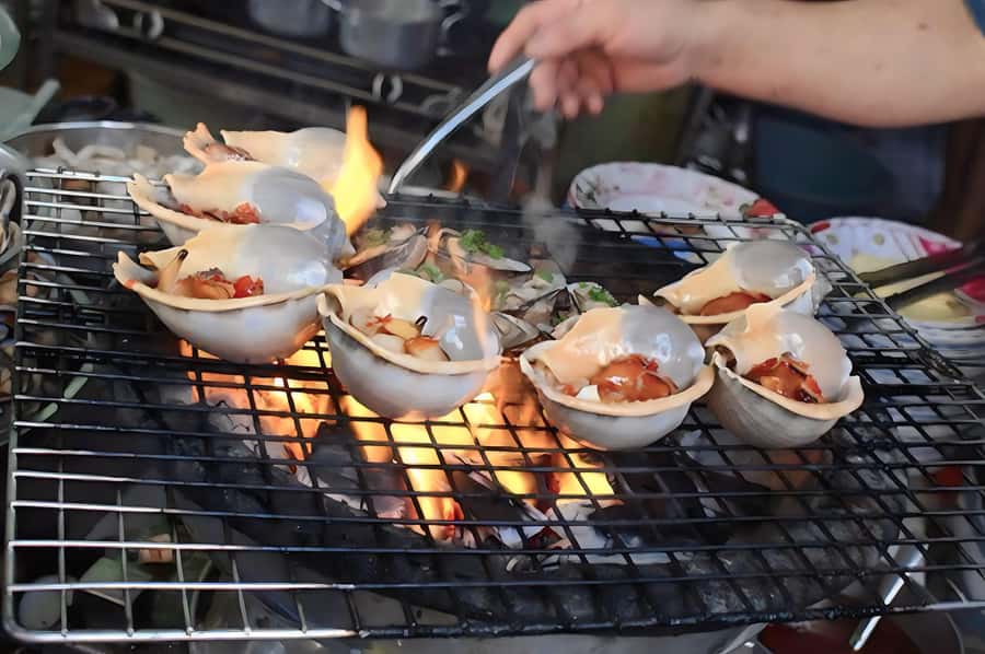 Saigon: Private Backstreets Walking Food Tour - What I liked most: the pace, the variety, and the fact you leave full
