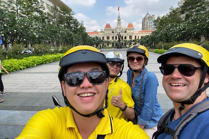 Saigon Sightseeing By Day (Private Tour) - The included fruit and drink: a small break that keeps the pace comfortable