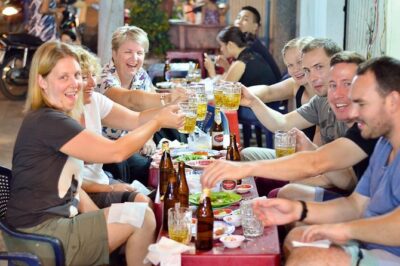 Seafood trail - The 5:00 pm timing that makes street food work