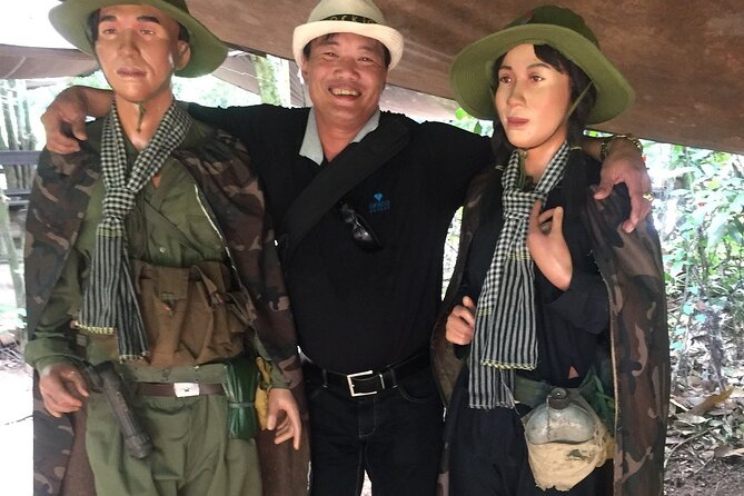 Small-Group Cu Chi Tunnels Half-Day Tour from Ho Chi Minh City - Descending underground: what the crawl teaches you