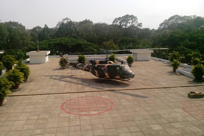 Small-group Saigon City & Cu Chi Tunnels Day Trip - Independence Palace: where the war ended, in real artifacts