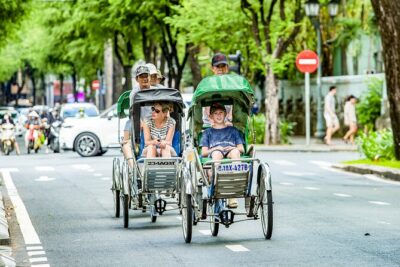 Small-group Saigon City Tour: 1-day Must-See Icons & Cyclo Ride - District 5 Chinatown run: Bà Thien Hau Temple and market atmosphere