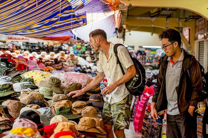 Small-group Saigon City Tour: 3-Hour Cyclo Ride to Hidden Stories - Binh Tay Market: Everyday Shopping and Chinese-Style Architecture