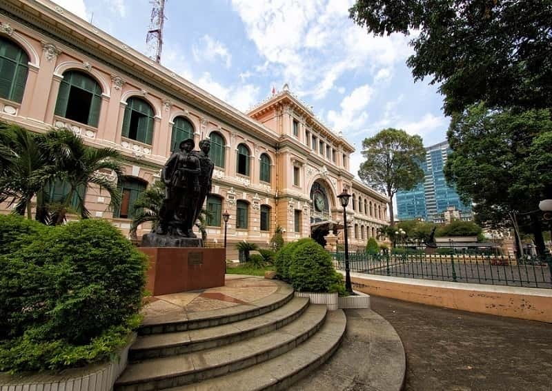Small Group Tour: Ho Chi Minh City and Cu Chi Tunnels - Quick hits before you go