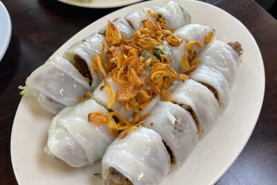 Super Niche Walking Street Food Tour in Ho Chi Minh City - Getting picked up: District 1, 3, 4 hotels or the Opera House