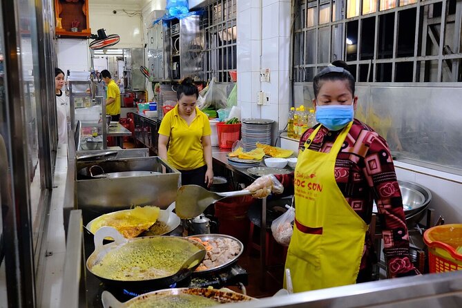 Super Niche Walking Street Food Tour in Ho Chi Minh City - What to bring, what to wear, and how to not feel stuffed by hour two