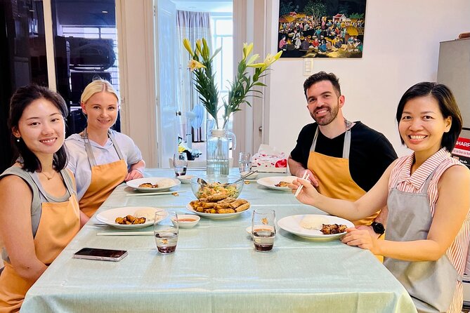 Top-rated Home Cooking Class with a River View AC Kitchen - The optional market visit: when it’s worth paying extra