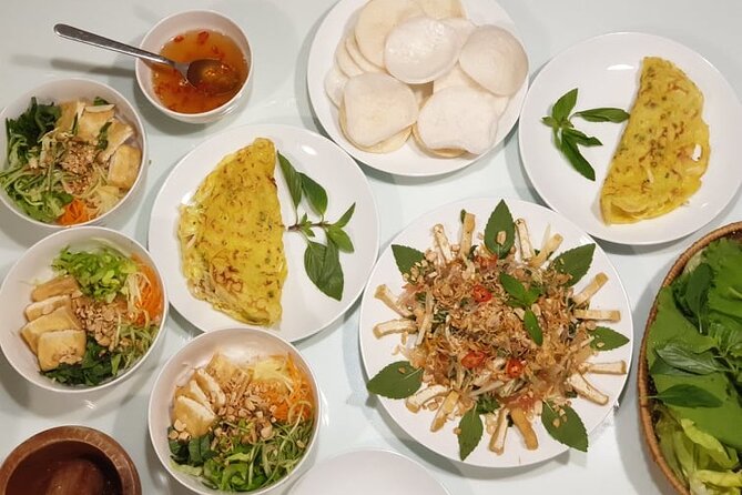 Top-rated Home Cooking Class with a River View AC Kitchen - Logistics in plain terms: where to meet and how to plan your timing
