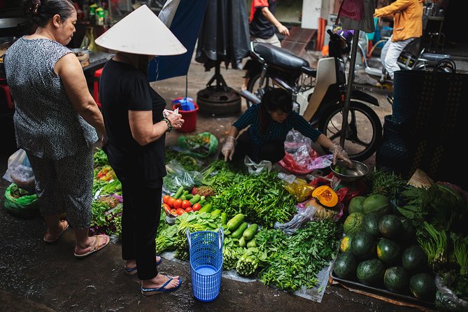 Vegan Walk Not Just Vegan Food - How to Prepare for a 3-Hour Vegan Walking Route