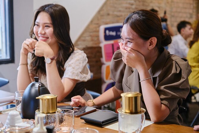 Vietnamese Coffee & Culture Exploration in Hồ Chí Minh City - Meeting in Quận 1: Location and Group Size That Keep It Manageable