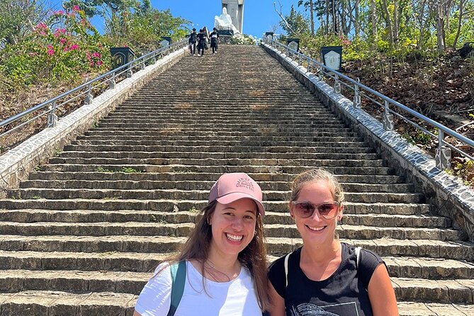 Vung Tau Essential: Beach, Christ Statue & Colonial Heritage - Lunch by the coast: a included seafood meal that actually counts