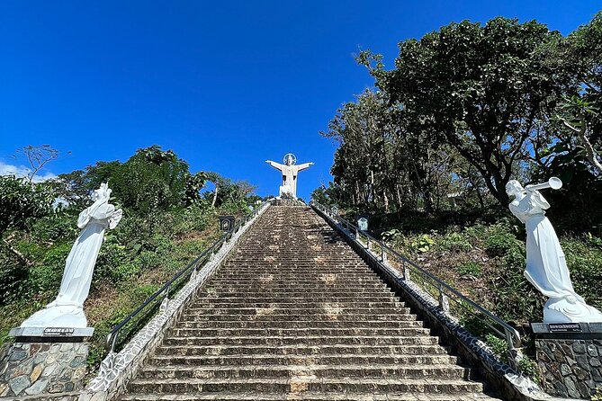 Vung Tau Essential: Beach, Christ Statue & Colonial Heritage - Beach time at Thuy Van/Vung Tau: swim, sun, and the cleanliness factor